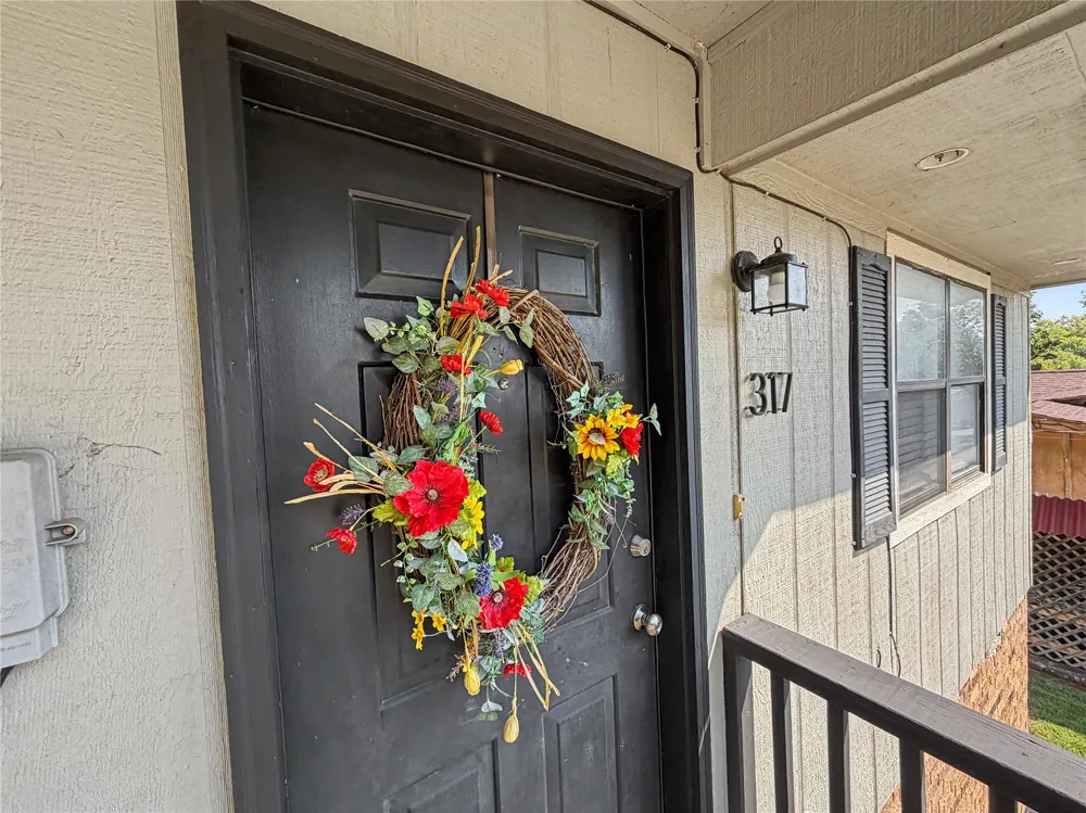 317 E South Street Tahlequah, OK 74464