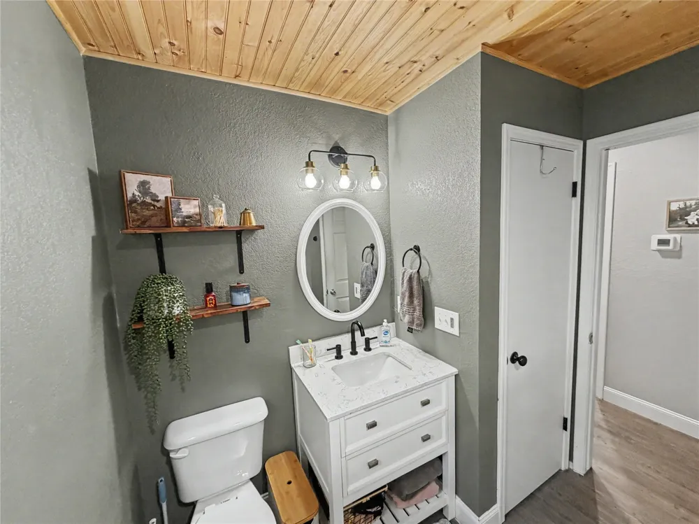317 E South Street Tahlequah, OK 74464
