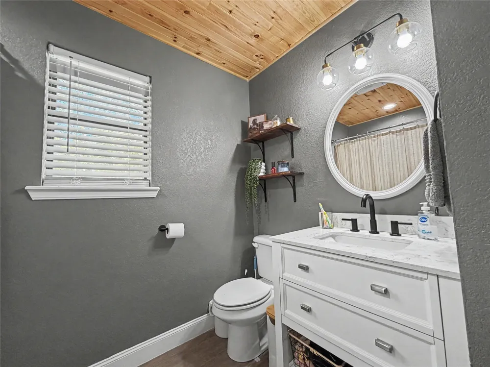 317 E South Street Tahlequah, OK 74464