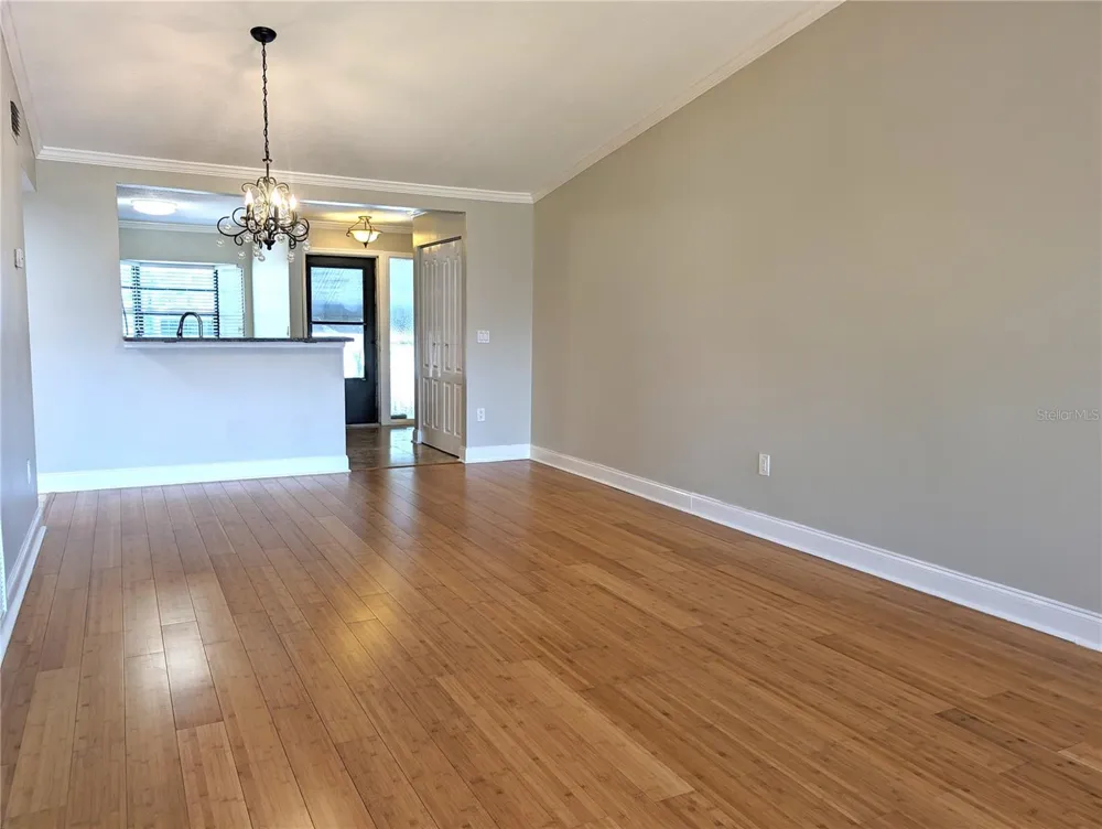5657 SUMMER SIDE LANE #33B Sarasota, FL 34231