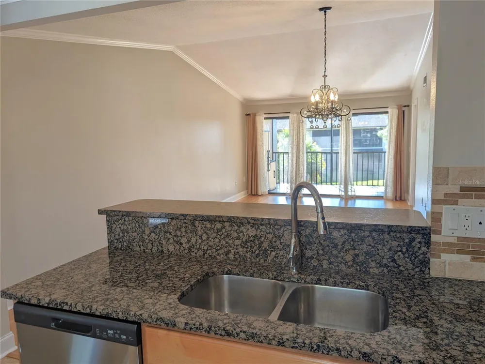 5657 SUMMER SIDE LANE #33B Sarasota, FL 34231