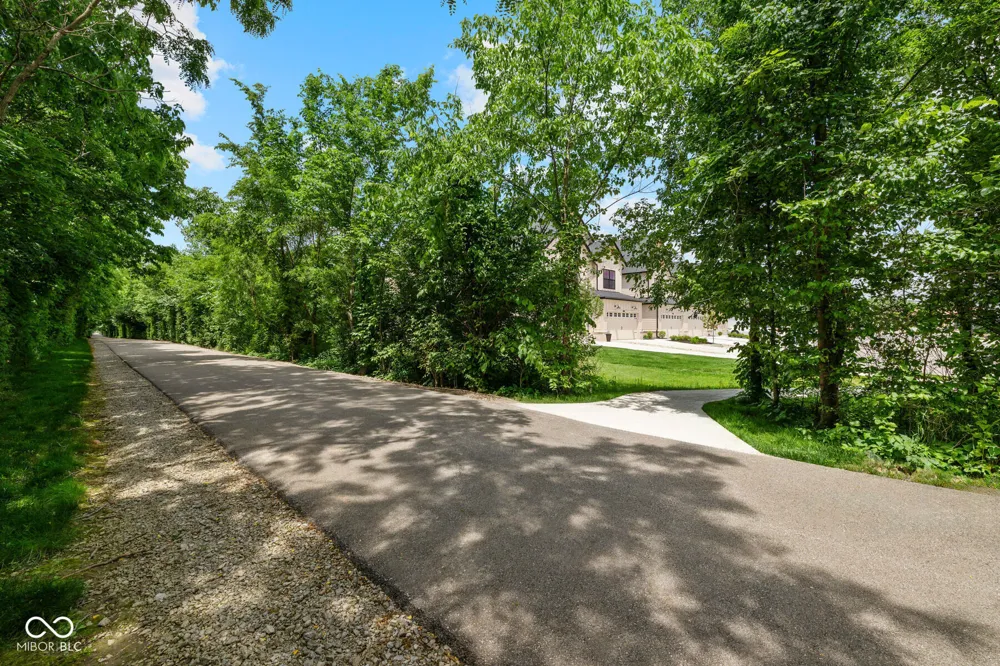 5698 Cowles Trail Noblesville, IN 46062