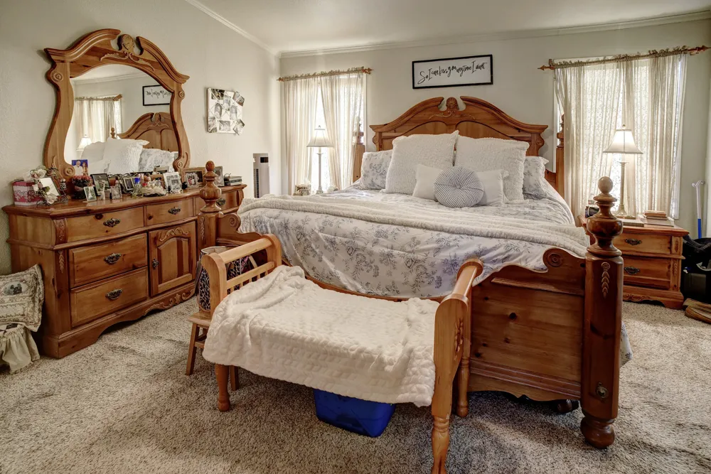 123 Split Oak Road Smithville, TX 78957