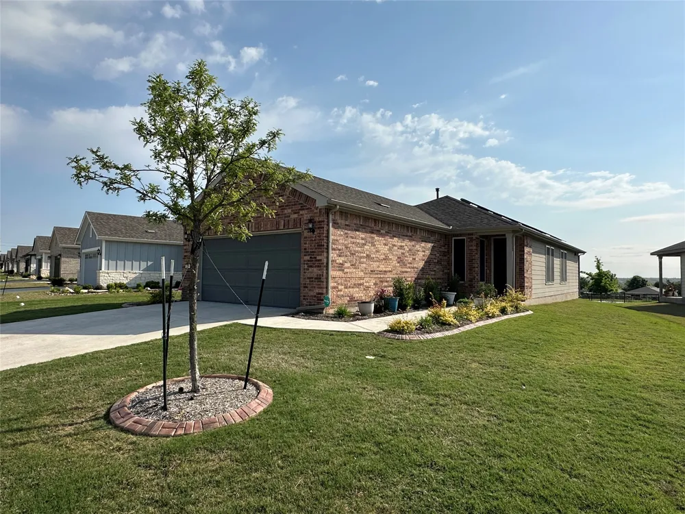 219 Coachsmith Street Georgetown, TX 78633