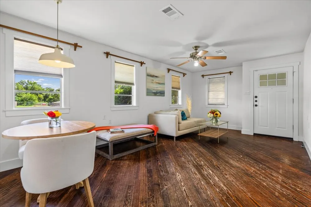 3606 Abbate Circle Austin, TX 78721