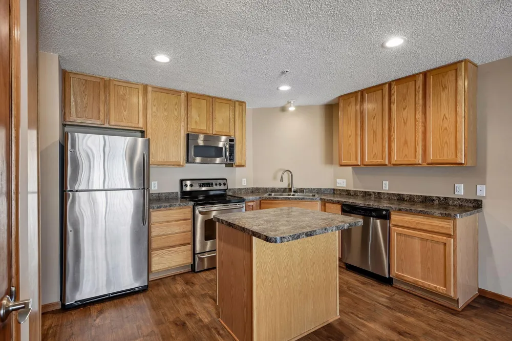 17628 69th Place Maple Grove, MN 55311