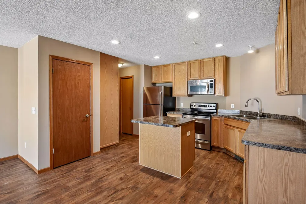 17628 69th Place Maple Grove, MN 55311