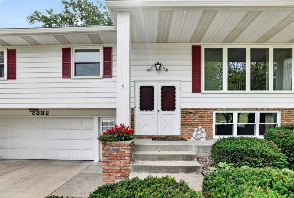 2332 4th Avenue NW Rochester, MN 55901