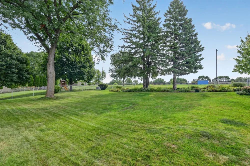2332 4th Avenue NW Rochester, MN 55901