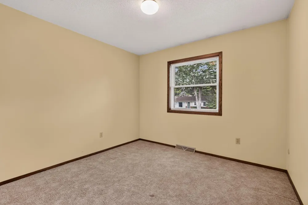 2332 4th Avenue NW Rochester, MN 55901