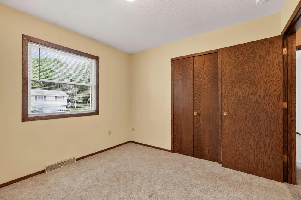 2332 4th Avenue NW Rochester, MN 55901