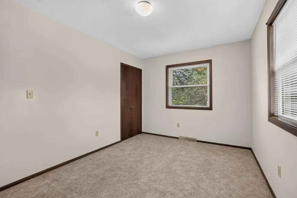 2332 4th Avenue NW Rochester, MN 55901