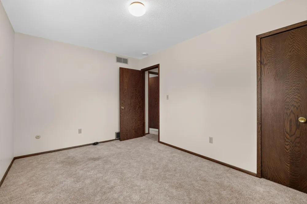 2332 4th Avenue NW Rochester, MN 55901