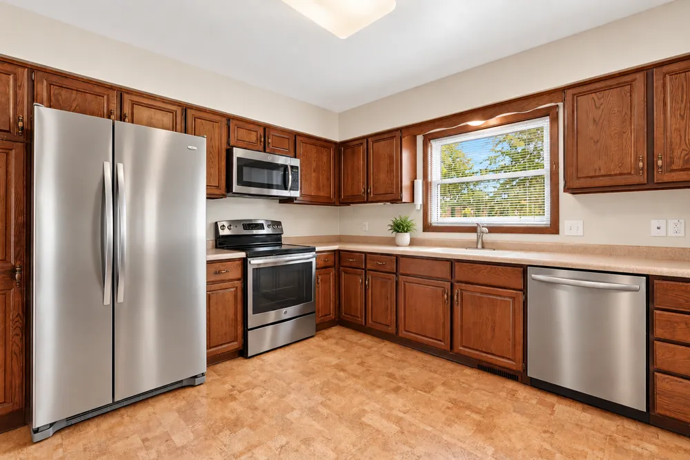 2332 4th Avenue NW Rochester, MN 55901
