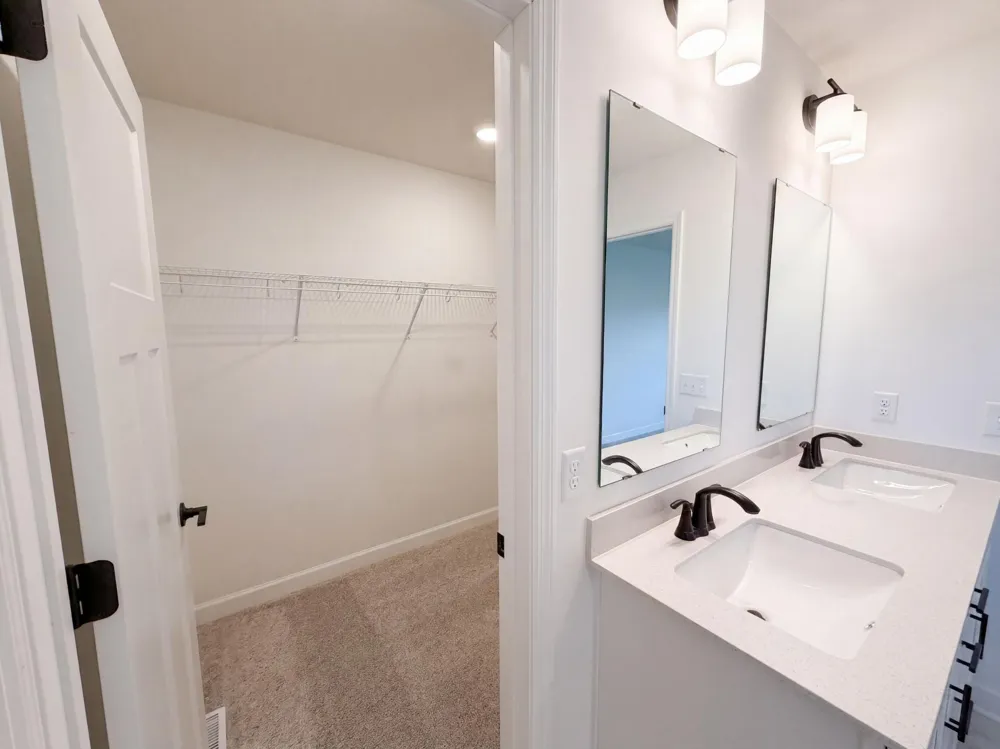 1577 Upper 141st Street E Rosemount, MN 55068