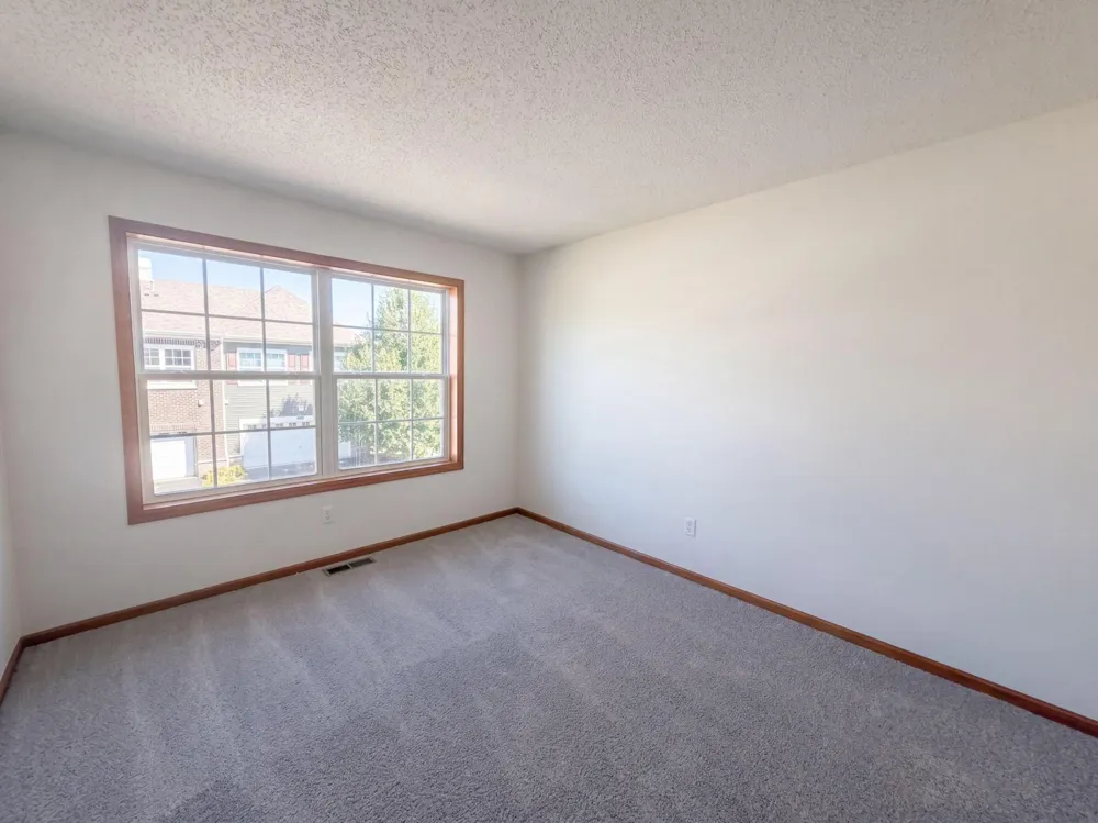 7231 Jewel Lane #702 Maple Grove, MN 55311