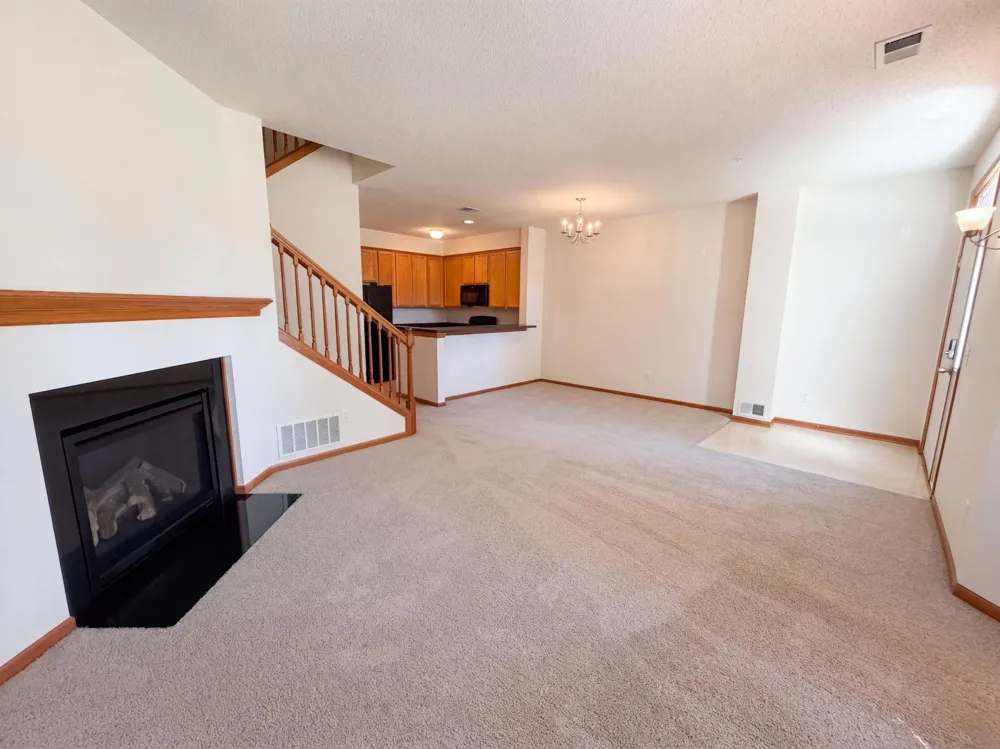 7231 Jewel Lane #702 Maple Grove, MN 55311