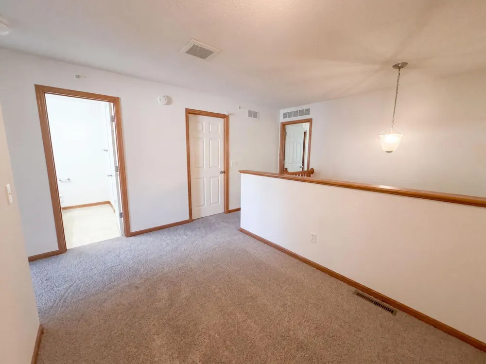 7231 Jewel Lane #702 Maple Grove, MN 55311