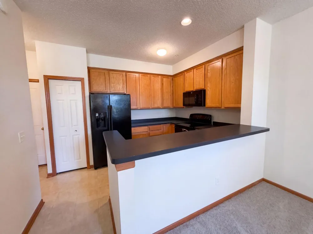 7231 Jewel Lane #702 Maple Grove, MN 55311