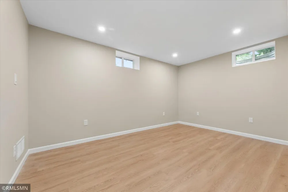 204 4th Street NE Mayer, MN 55360
