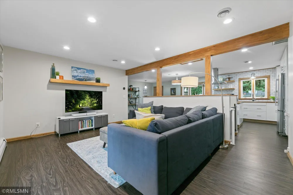204 4th Street NE Mayer, MN 55360