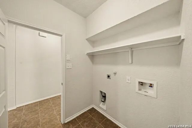 180 REEVES GDN San Antonio, TX 78253