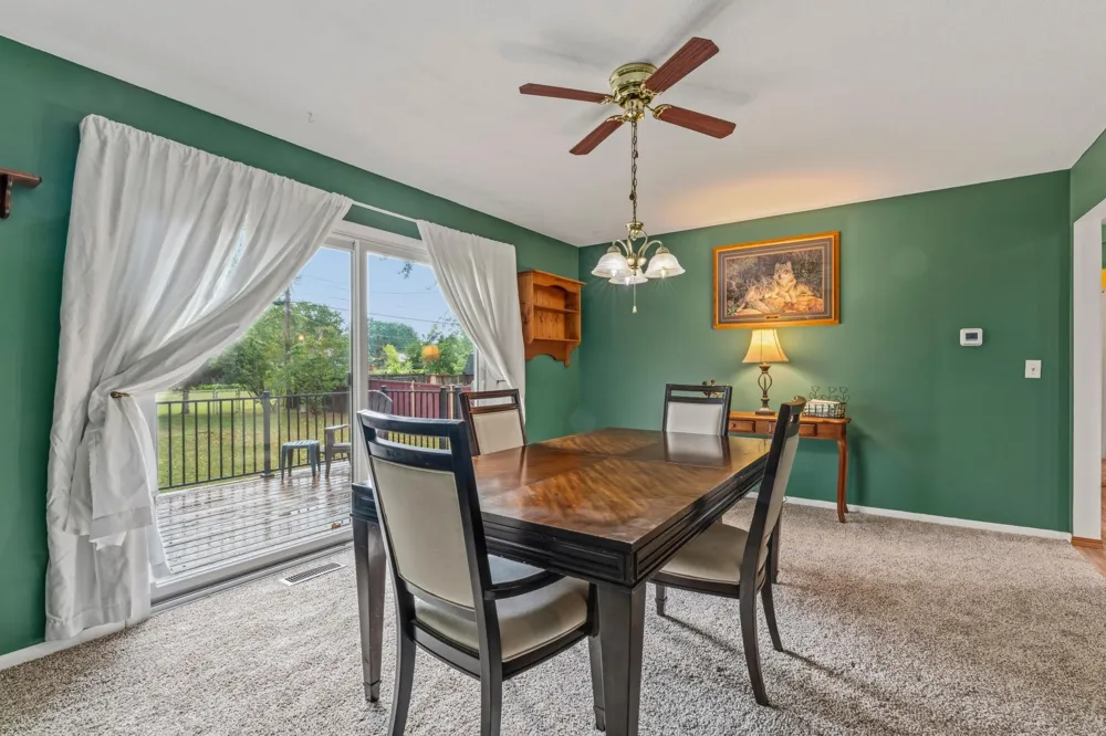829 Oriole Drive Apple Valley, MN 55124