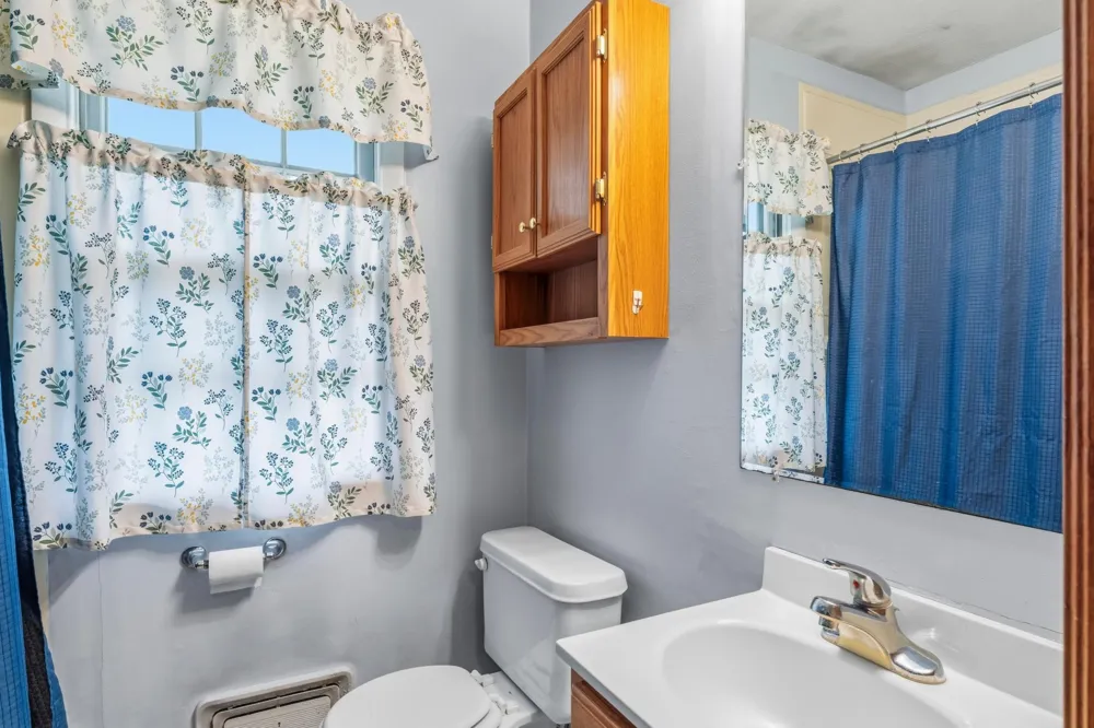 829 Oriole Drive Apple Valley, MN 55124