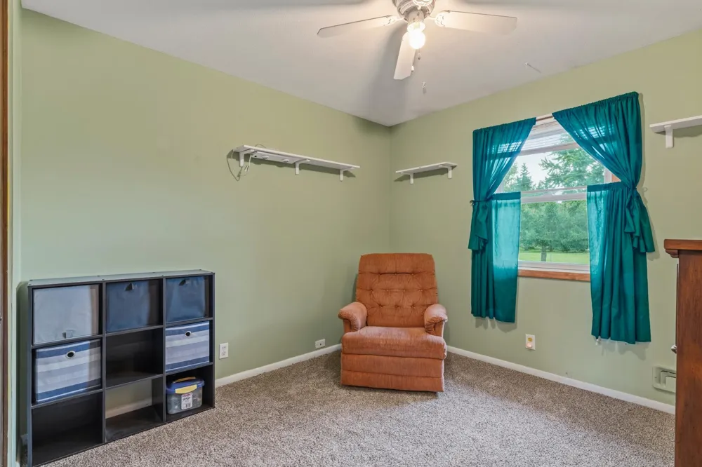 829 Oriole Drive Apple Valley, MN 55124