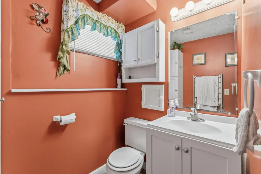 829 Oriole Drive Apple Valley, MN 55124