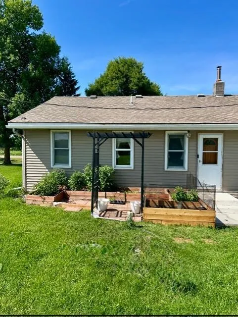 19042 95th Street NE Oak Park, MN 56357