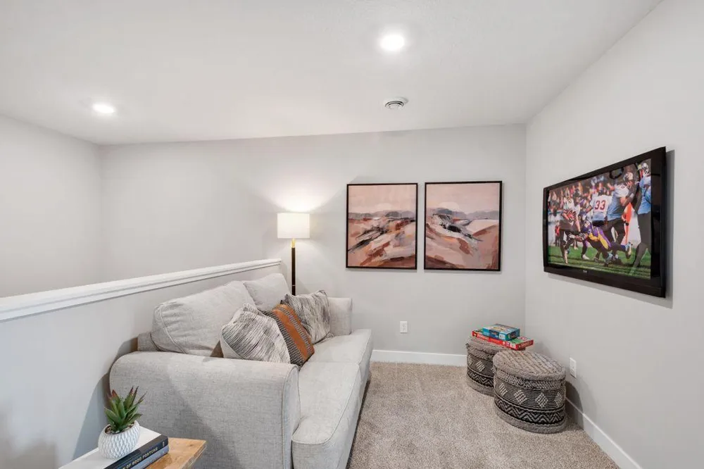 17506 Diplomat Loop Lakeville, MN 55044