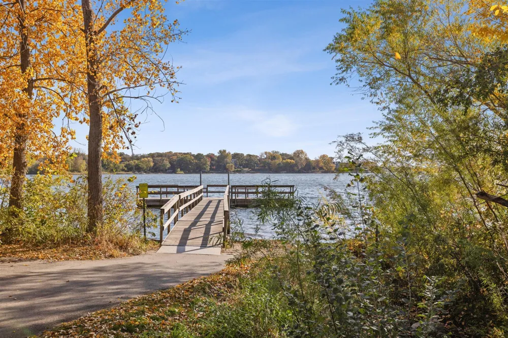 17506 Diplomat Loop Lakeville, MN 55044