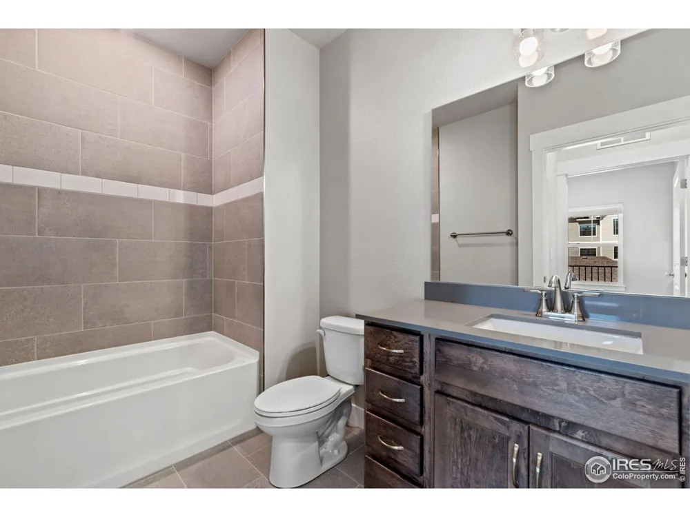 265 High Point Drive #205 Longmont, CO 80504