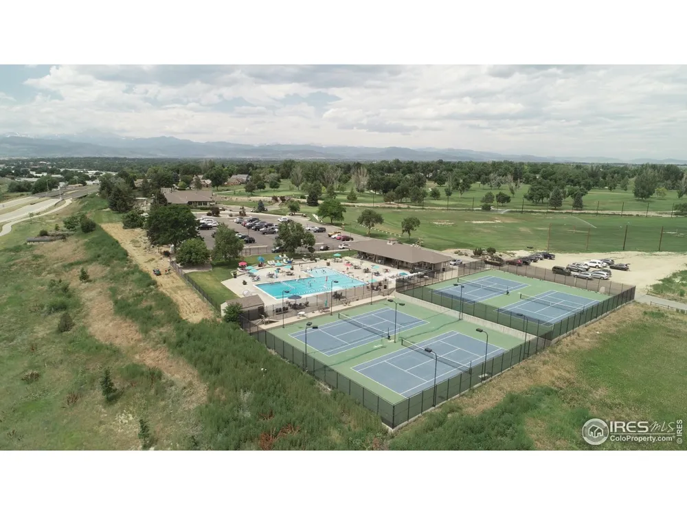 265 High Point Drive #205 Longmont, CO 80504