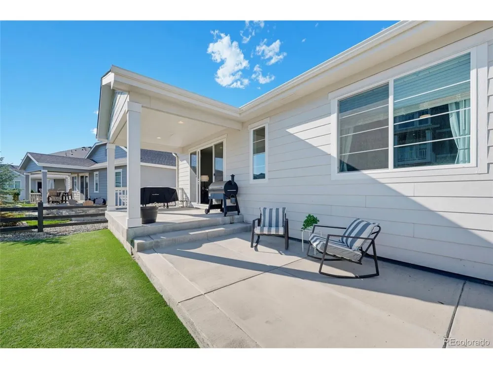 22622 E Narrowleaf Circle Aurora, CO 80016