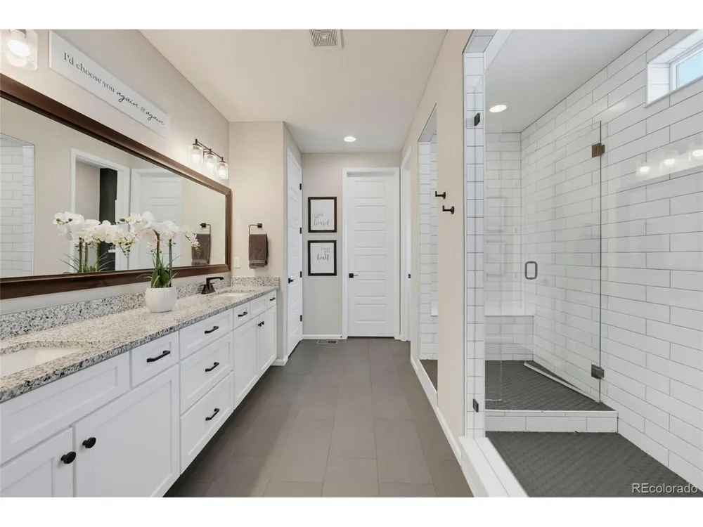 22622 E Narrowleaf Circle Aurora, CO 80016