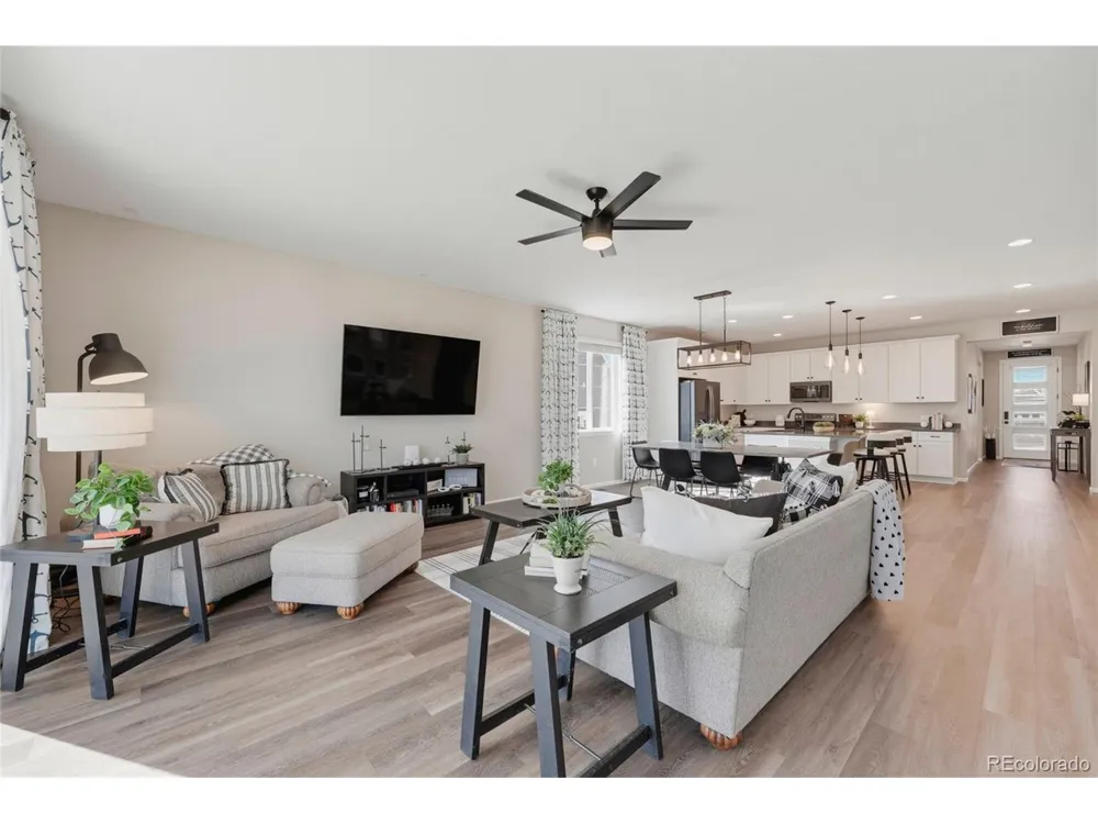 22622 E Narrowleaf Circle Aurora, CO 80016
