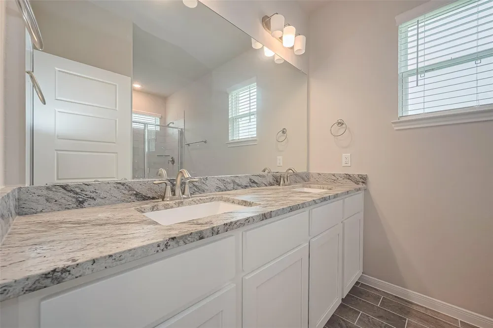 5122 Sedona Creek Dr Katy, TX 77493