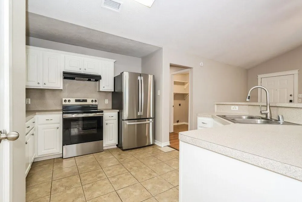 4723 Comal River Loop Spring, TX 77386