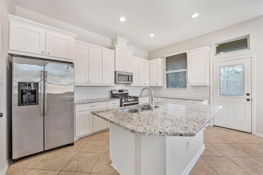 202 Cheswood Forest Place Montgomery, TX 77316