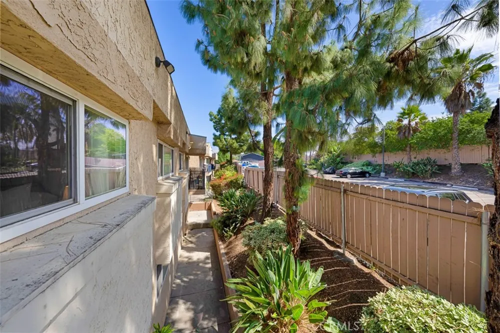 9860 Dale Avenue #C3 Spring Valley, CA 91977
