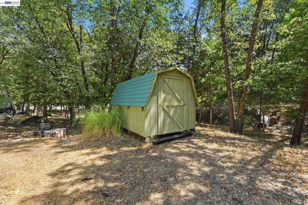 21916 Fallview Dr Sonora, CA 95370
