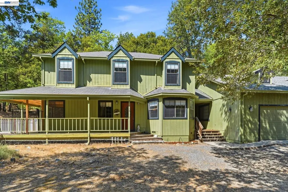 21916 Fallview Dr Sonora, CA 95370