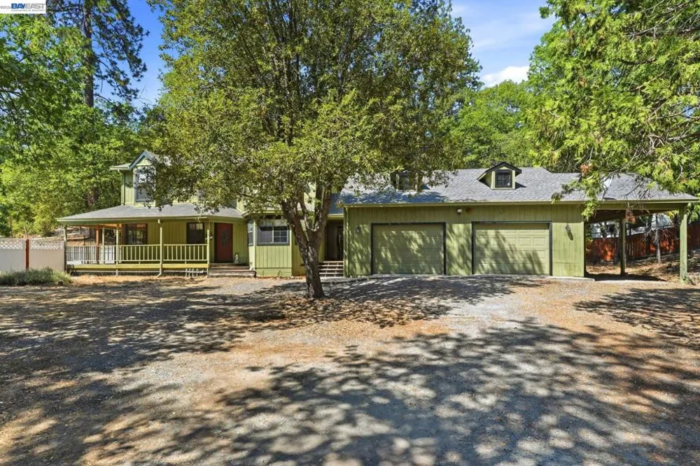 21916 Fallview Dr Sonora, CA 95370