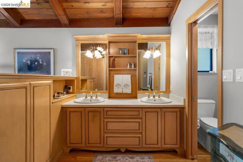 8765 Terrace Drive El Cerrito, CA 94530