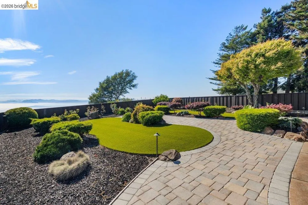 8765 Terrace Drive El Cerrito, CA 94530