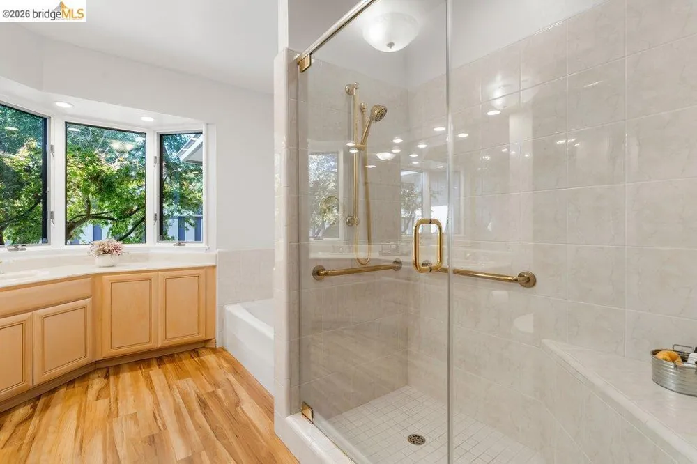 8765 Terrace Drive El Cerrito, CA 94530