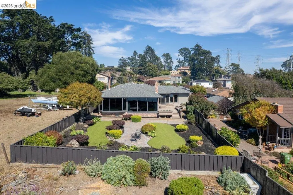 8765 Terrace Drive El Cerrito, CA 94530