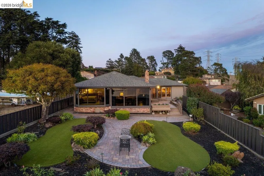 8765 Terrace Drive El Cerrito, CA 94530